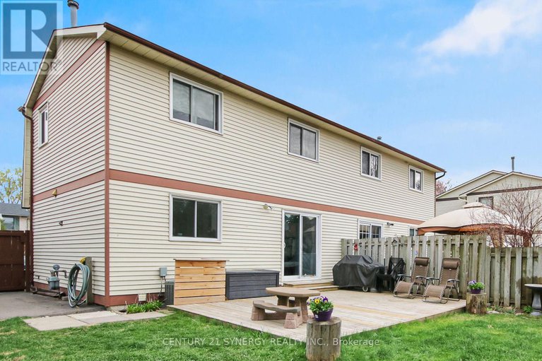 28283837/19-seabrooke-drive/glencairnhazeldean/ottawa/ontario/K2L2H8_42
