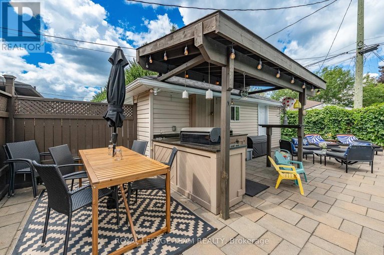 29641685/2149-dublin-avenue/bel-air-park/ottawa/ontario/K2C0X7_42