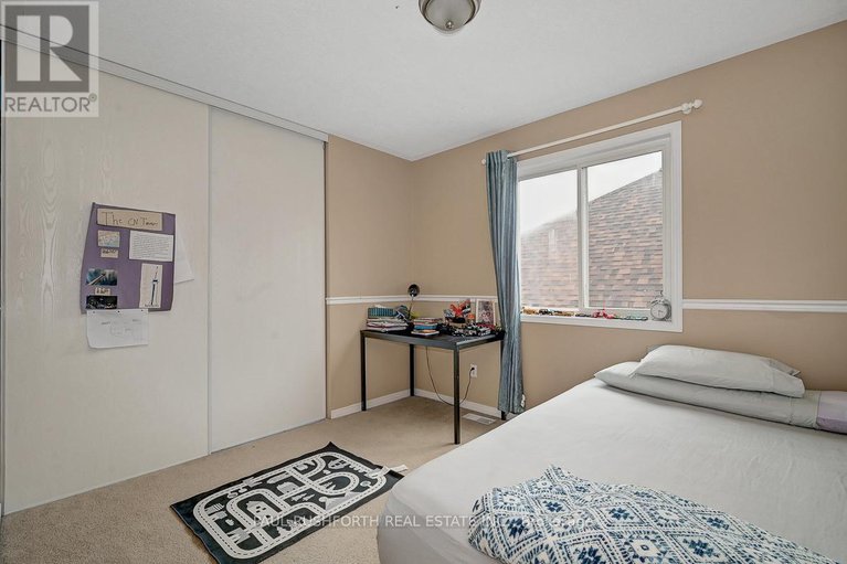 29021049/356-west-ridge-drive/stittsville-south/ottawa/ontario/K2S2G8_17