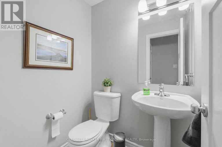 28944780/a-283-titanium-private-n/convent-glen-north/ottawa/ontario/K1C0A5_15