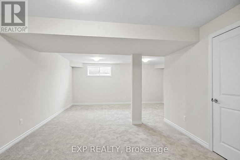 28500323/1922-hawker-private/huntley-ward-south-east/ottawa/ontario/K0A1L0_16