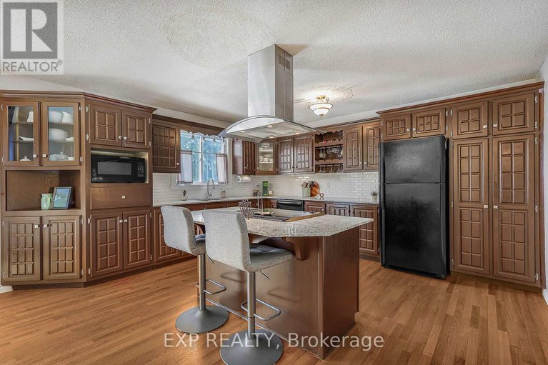 29354272/564-du-golf-road/clarencerockland-twp/clarence-rockland/ontario/K0A2A0_13