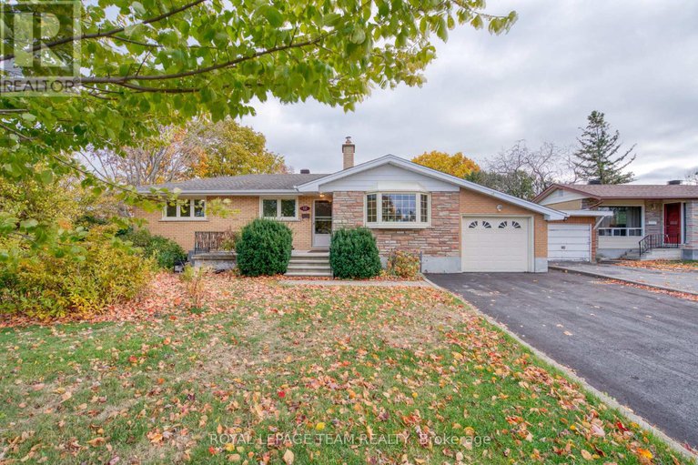 29083741/12-oakview-avenue/meadowlandscrestview/ottawa/ontario/K2G3A1_1