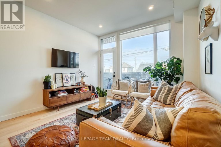28594051/125-carruthers-avenue/mechanicsville/ottawa/ontario/K1Y1N4_6