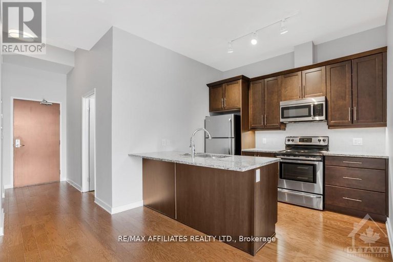 28532586/109-310-centrum-boulevard/bilberry-creekqueenswood-heights/ottawa/ontario/K1E0A3_8