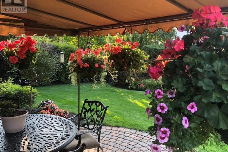 29138985/1768-featherston-drive/urbandale-acres/ottawa/ontario/K1H8J8_42