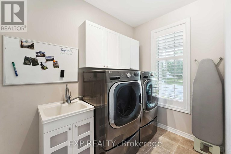 28430493/6925-mary-anne-drive/greely/ottawa/ontario/K4P0C1_13
