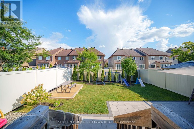 29075243/412-odessa-way/cedargrovefraserdale/ottawa/ontario/K2J5X7_41