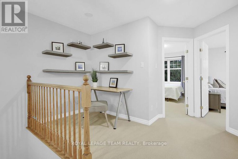28451153/70-oldfield-street/barrhaven-east/ottawa/ontario/K2G7C2_27