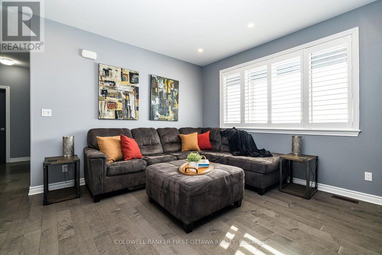 29400692/120-stirling-crescent/north-grenville-twp-kemptville-east/north-grenville/ontario/K0G1J0_9