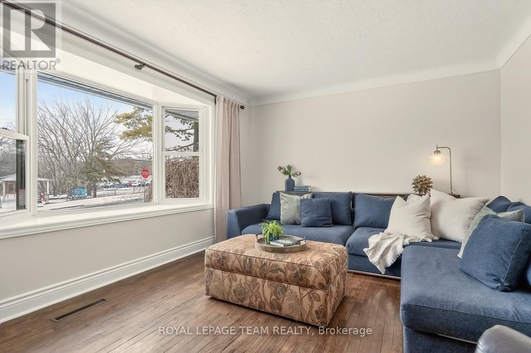 29630933/1314-randall-avenue/alta-vista/ottawa/ontario/K1H7R1_2