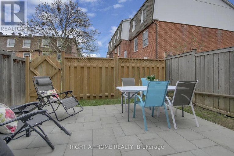 28284390/5-moorside-private/carleton-heights/ottawa/ontario/K2C3P4_39