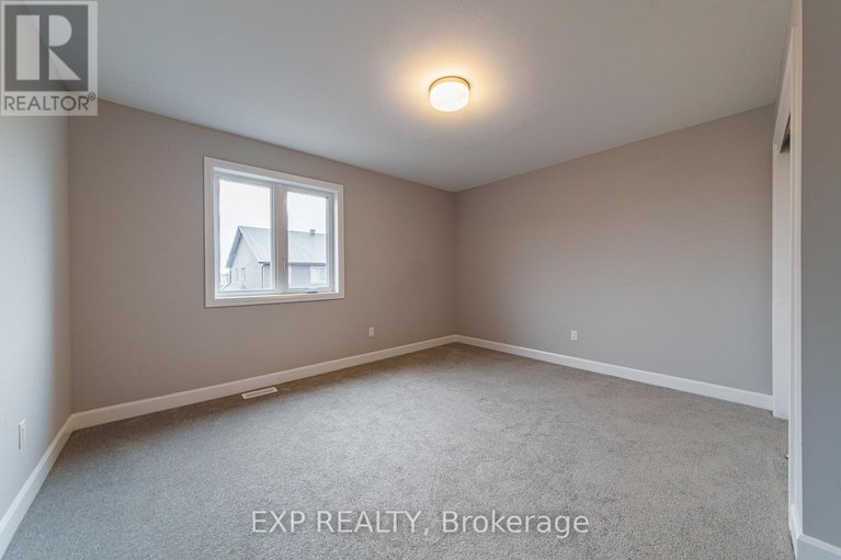 29599484/896-sendero-way/remainder-of-stittsville-area/ottawa/ontario/K2S2W8_31
