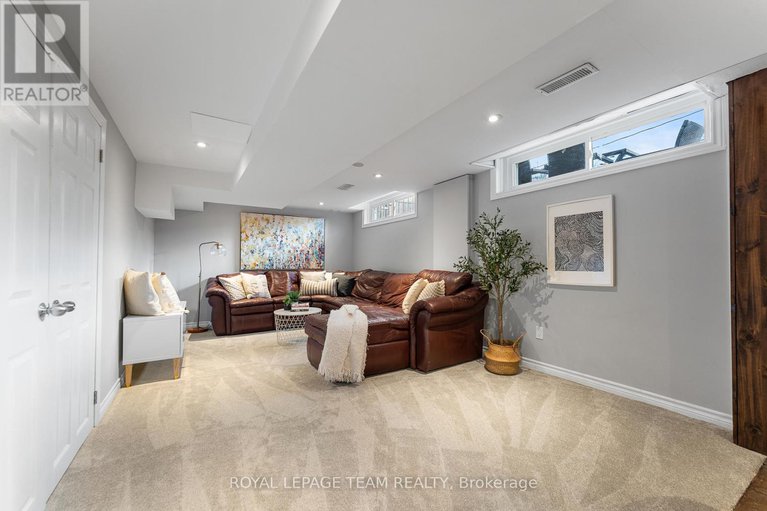 29147557/62-crystal-beach-drive/crystal-beach/ottawa/ontario/K2H5N1_40