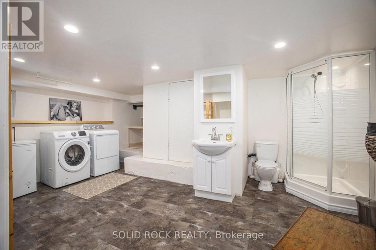 28735074/236-northwestern-avenue/ottawa-westtunneys-pasture/ottawa/ontario/K1Y0M3_24