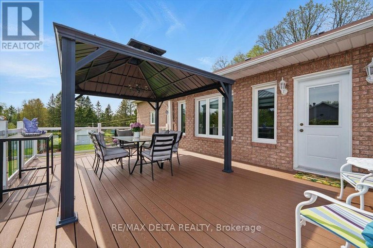 29069393/1800-tucker-road/clarencerockland-twp/clarence-rockland/ontario/K4K1K7_41