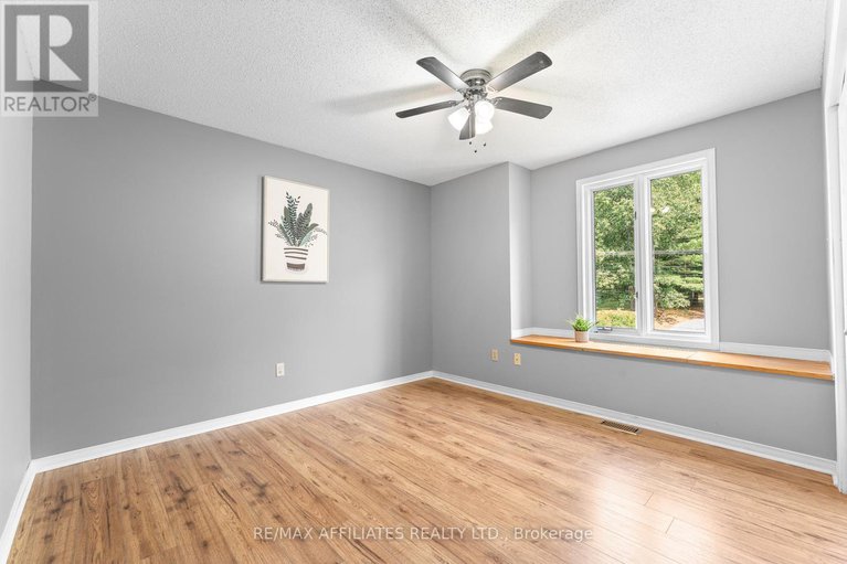 28850461/1278-bayview-drive/constance-bay/ottawa/ontario/K0A3M0_30