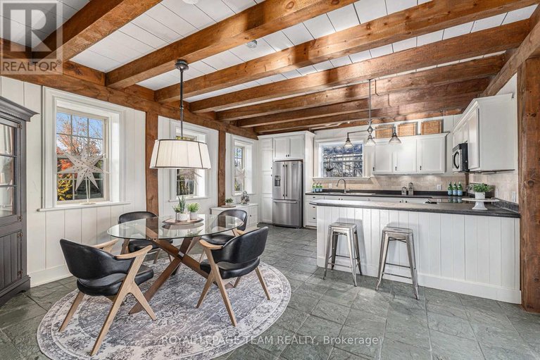 29613152/140-creek-drive/fitzroy/ottawa/ontario/K0A1X0_10