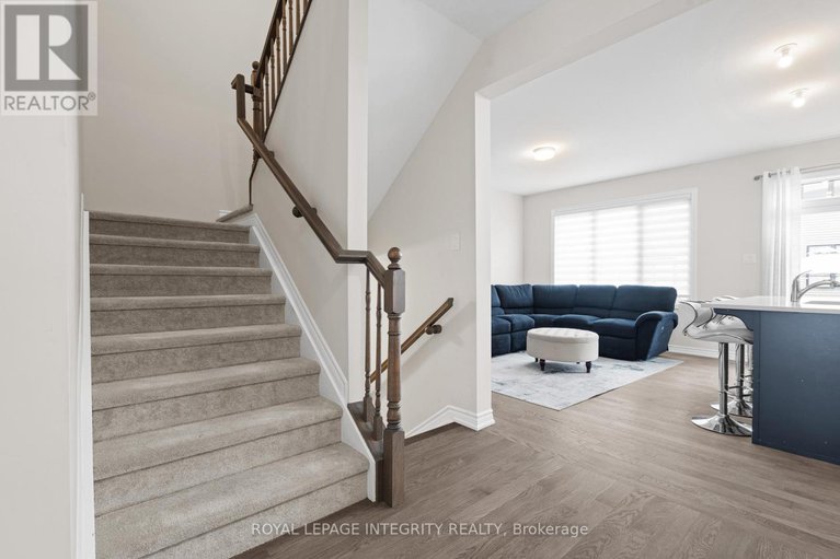 29353204/504-flagstaff-drive/half-moon-bay/ottawa/ontario/K2J6T5_14