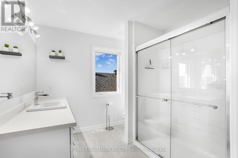 28435100/364-sterling-avenue/town-of-rockland/clarence-rockland/ontario/K4K0L4_24