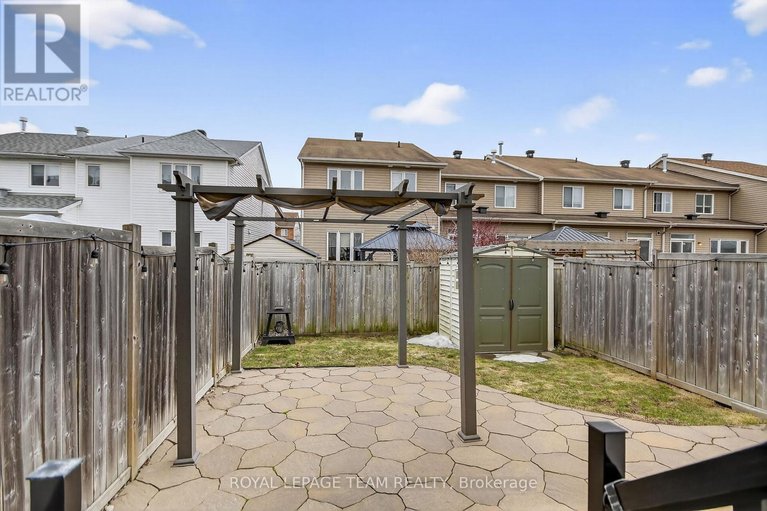 29560195/317-copperfield-crescent/cedargrovefraserdale/ottawa/ontario/K2J0L2_30