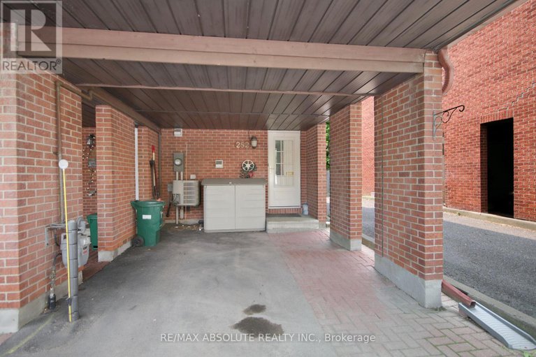 28636841/252-bruyere-street/lower-town/ottawa/ontario/K1N5E6_3