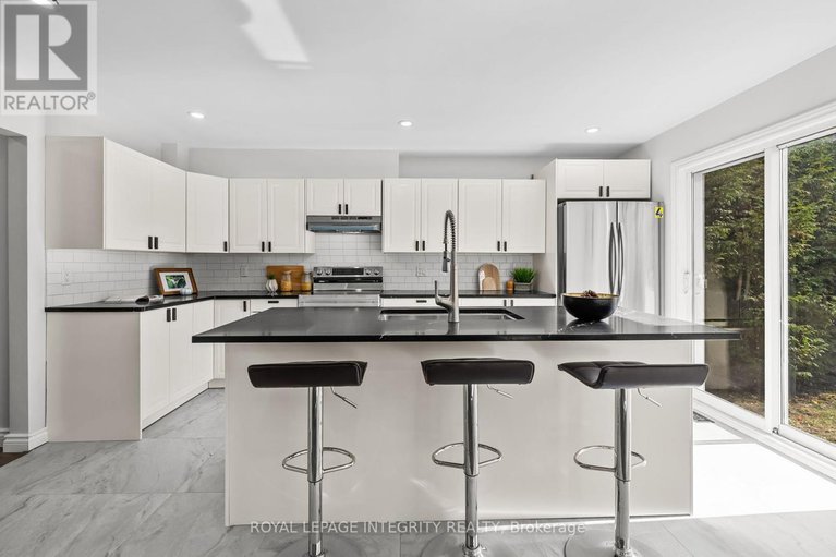 28975447/83-saddle-crescent/hunt-club-park/ottawa/ontario/K1G5L3_13