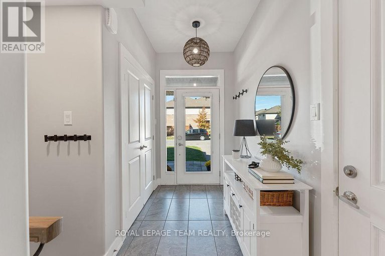 28963123/321-proud-walk/stittsville-south/ottawa/ontario/K2S2L6_4