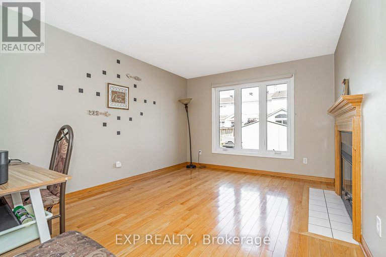 28746795/2103-gardenway-drive/fallingbrookgardenway-south/ottawa/ontario/K4A3K2_19
