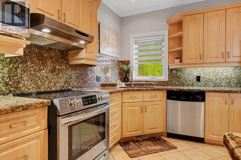 28832662/6472-beausejour-drive-s/chateauneuf/ottawa/ontario/K1C6V5_14