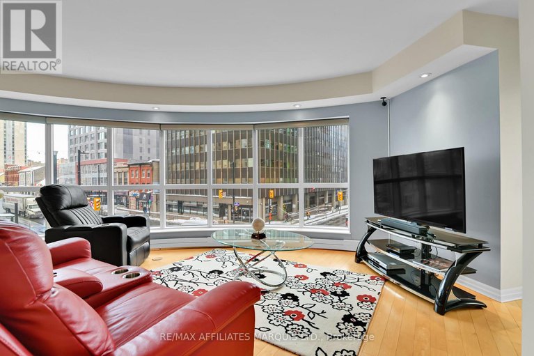 28303056/301-242-rideau-street/sandy-hill/ottawa/ontario/K1N0B7_15