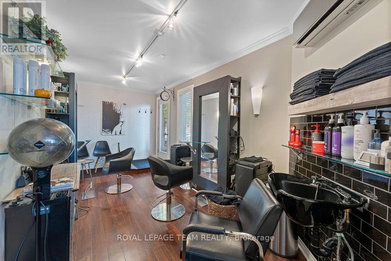 29011839/141-trail-side-circle/springridgeeast-village/ottawa/ontario/K4A5B3_40
