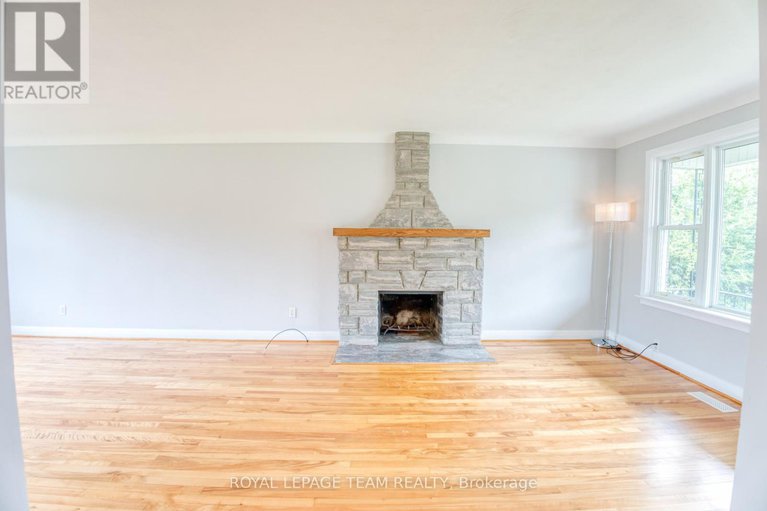 28305405/53-drouin-avenue/overbrook/ottawa/ontario/K1K2A6_4