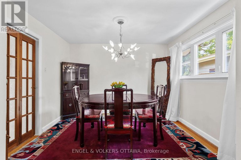28811817/337-mountbatten-avenue/alta-vistafaircrest-heights/ottawa/ontario/K1H5W2_10