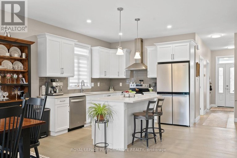 29626647/42-forrester-way/long-sault/south-stormont/ontario/K0C1P0_10