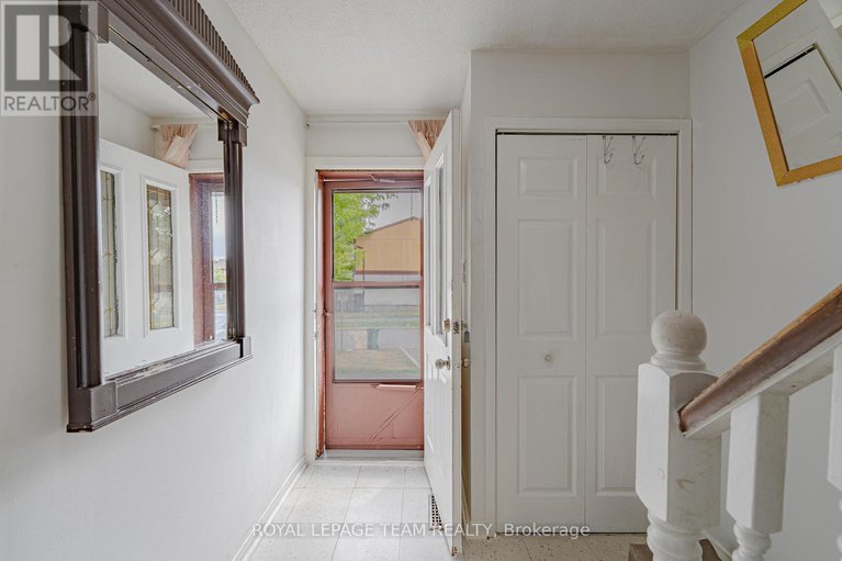 28757718/1461-murdock-gate/cyrville/ottawa/ontario/K1J8R4_4