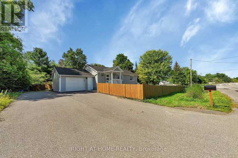 27937826/6200-russell-road-e/carlsbad-springs/ottawa/ontario/K0A1K0_20