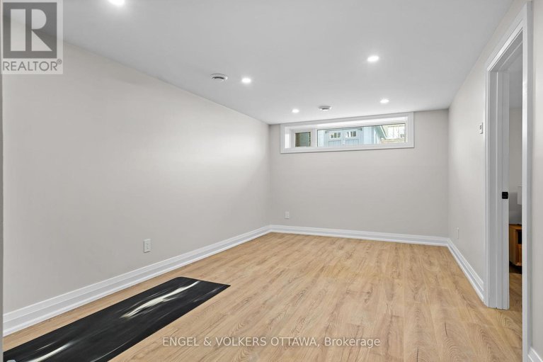27914268/51-ross-avenue/ottawa-west/ottawa/ontario/K1Y0N4_40