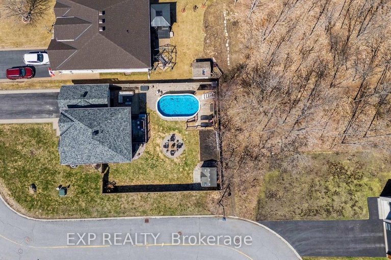 29645045/212-jasper-crescent/town-of-rockland/clarence-rockland/ontario/K4K0A3_30