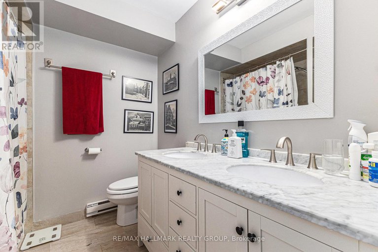 28394820/63-briston-private/hunt-club-park/ottawa/ontario/K1G5P8_14
