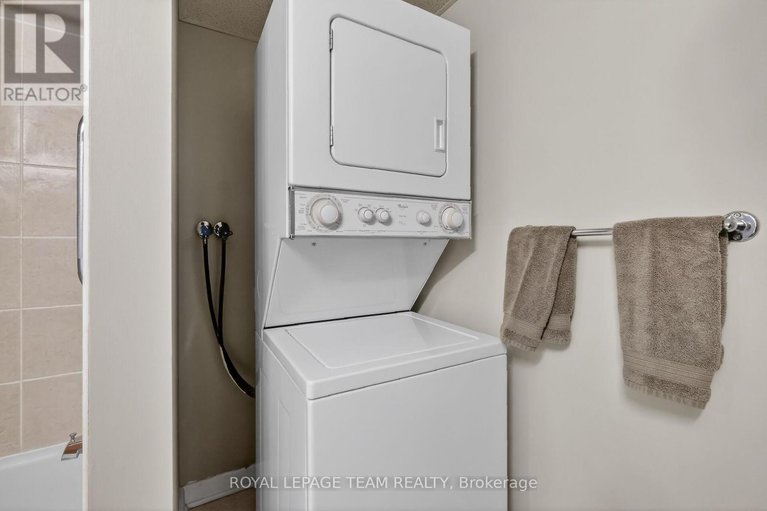 29253841/804-138-somerset-street-w/ottawa-centregolden-triangle/ottawa/ontario/K2P0A3_38