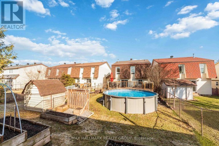 29596241/1091-burgundy-lane/convent-glen/ottawa/ontario/K1C2M9_35