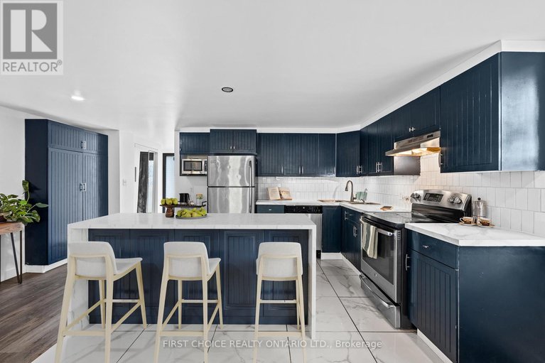 28712297/10-campbell-reid-court/rural-kanata-central/ottawa/ontario/K2K1X7_4