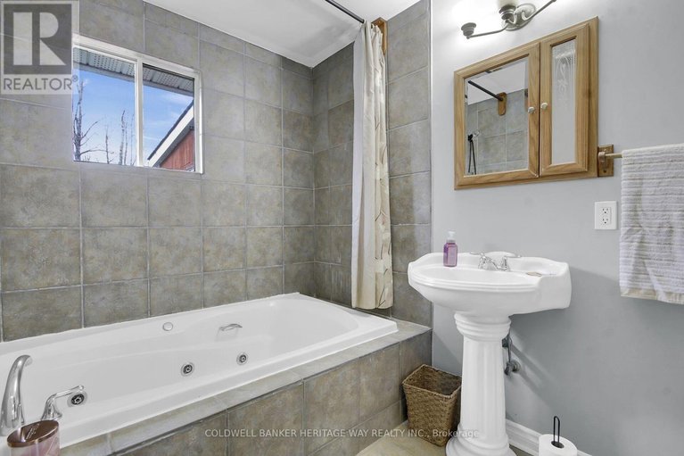 29687997/314-ferguson-falls-road/lanark-highlands-lanark-twp/lanark-highlands/ontario/K0G1K0_27