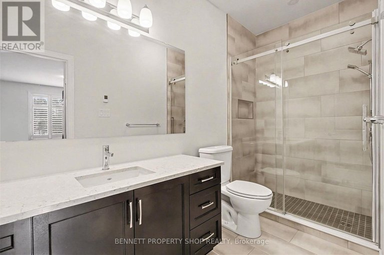 29589399/621-enclave-lane/town-of-rockland/clarence-rockland/ontario/K4K0M8_15