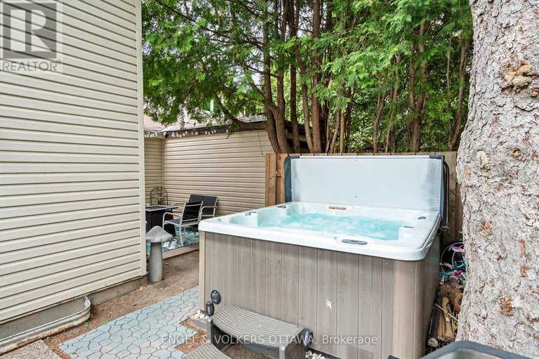 28735964/42-henfield-avenue/knollsbrook/ottawa/ontario/K2J1J8_26