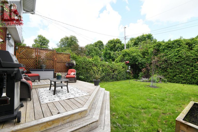 28625415/2117-valley-drive/elmvale-acresurbandale/ottawa/ontario/K1G2P6_31