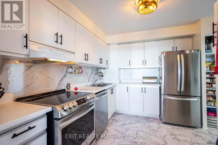 29636684/1007-2759-carousel-crescent/emerald-woodssawmill-creek/ottawa/ontario/K1T2N5_19