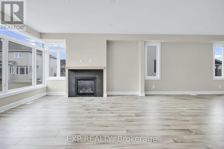 29578737/163-hooper-street/carleton-place/carleton-place/ontario/K7C0C4_10