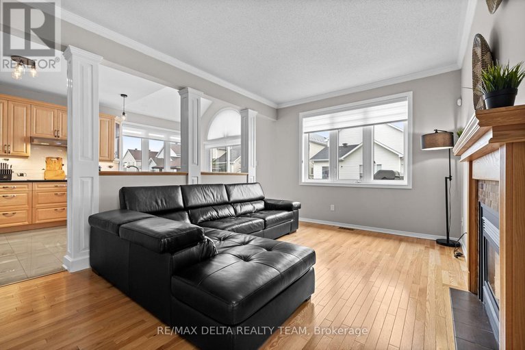 28543683/1591-winterport-way/fallingbrookpineridge/ottawa/ontario/K4A4C2_18